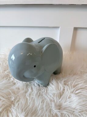 💫4/$25 • Carter's Elephant Ceramic Piggy Bank